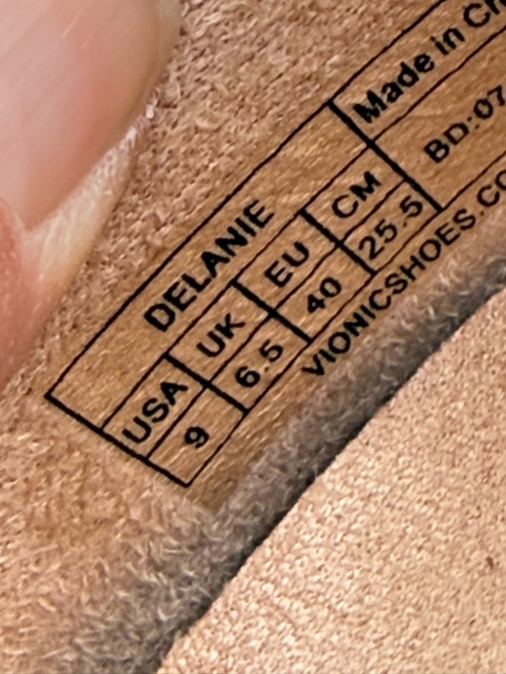 Vionic Delanie Women's Slip-On Flats Ivory Leather Women’s Size 9 - Picture 2 of 6